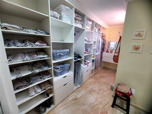 Casa à venda com 3 quartos, 342m² - Foto 20