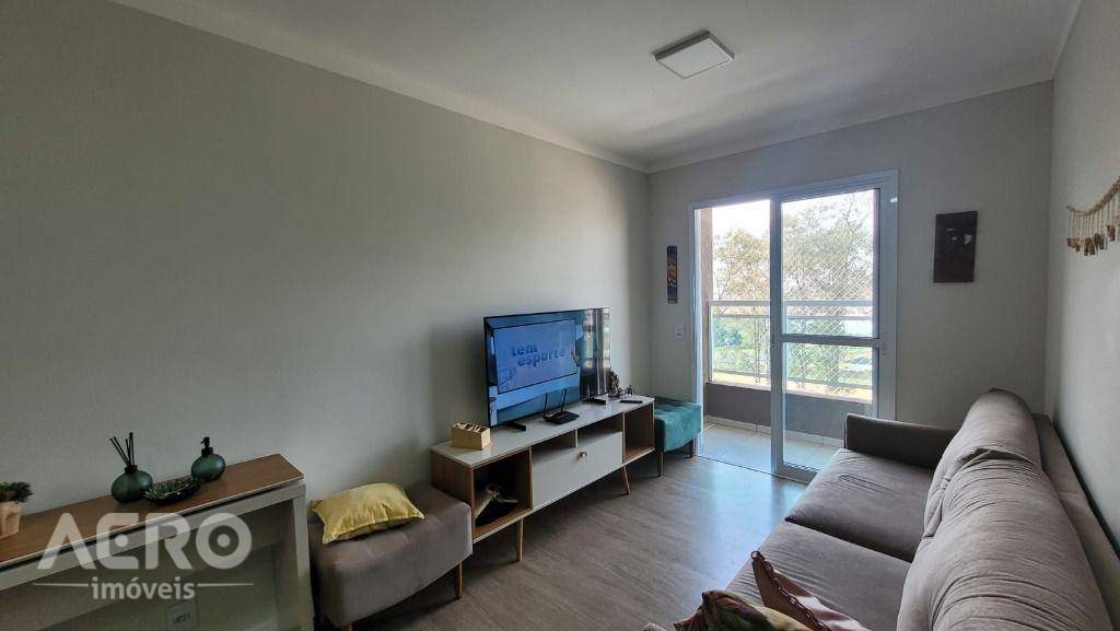 Apartamento à venda com 3 quartos, 70m² - Foto 1