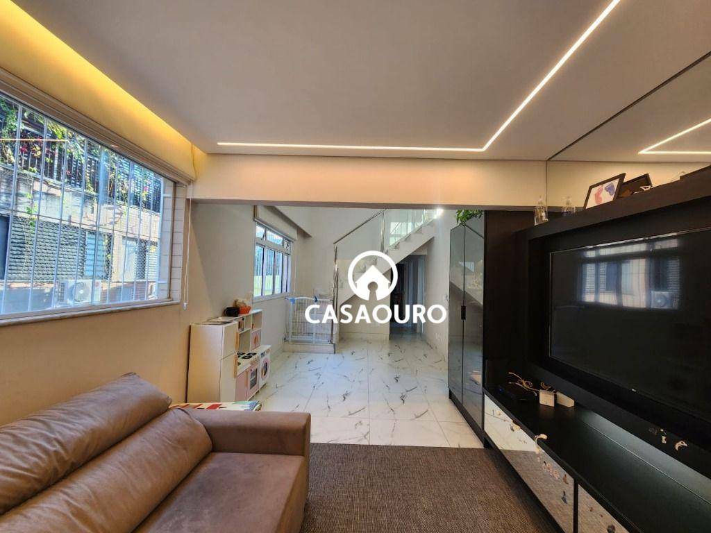 Cobertura à venda com 4 quartos, 200m² - Foto 8