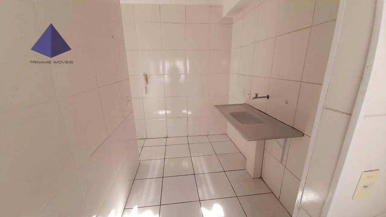 Apartamento à venda com 2 quartos, 62m² - Foto 14