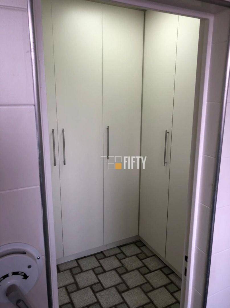 Apartamento para alugar com 2 quartos, 110m² - Foto 8