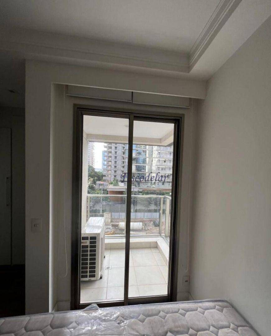 Apartamento para alugar com 2 quartos, 101m² - Foto 14