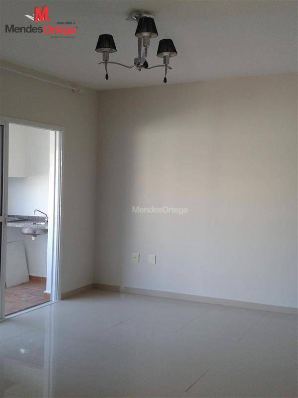 Apartamento para alugar com 2 quartos, 72m² - Foto 2