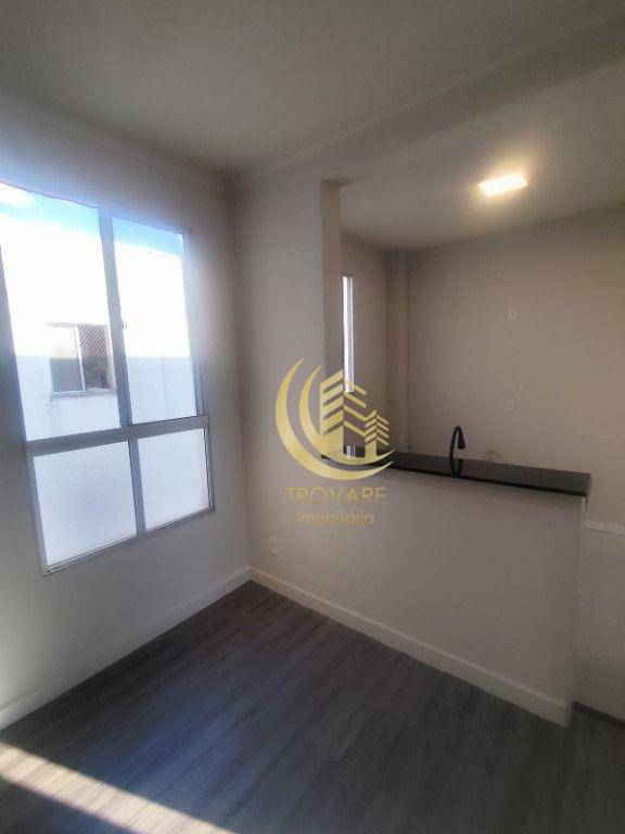 Apartamento à venda com 2 quartos, 44m² - Foto 2