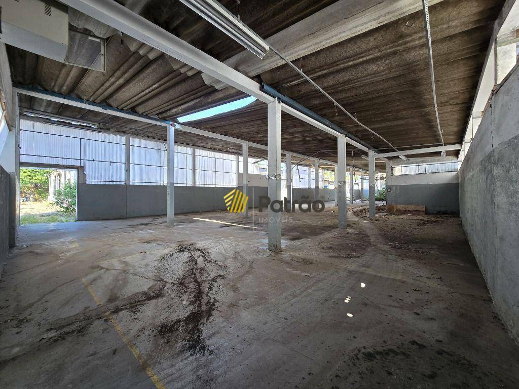 Depósito-Galpão-Armazém para alugar, 1750m² - Foto 3