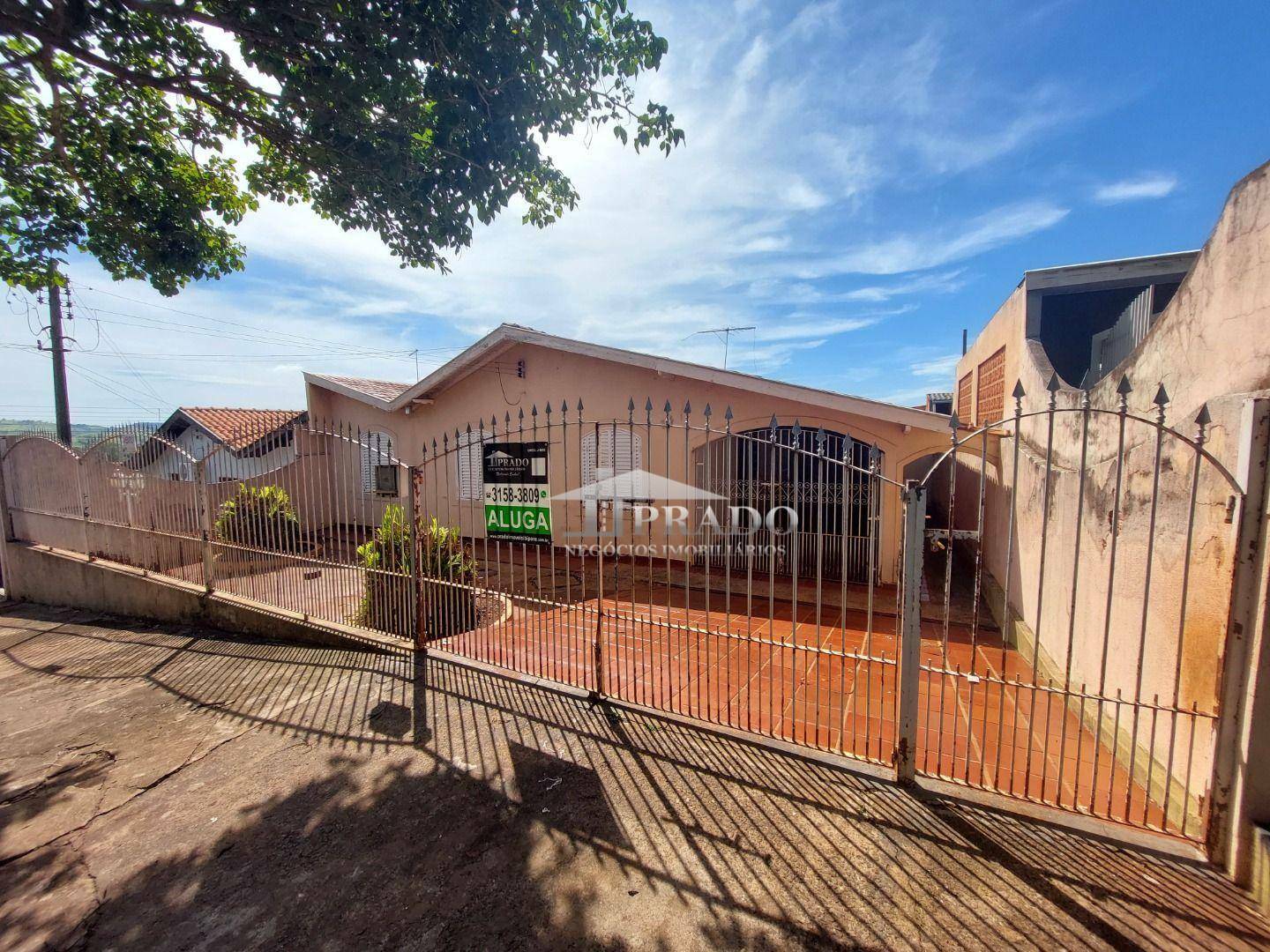 Casa à venda com 3 quartos, 150m² - Foto 1