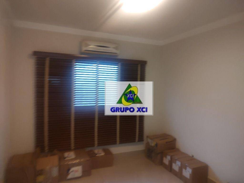 Casa para alugar com 4 quartos, 459m² - Foto 25