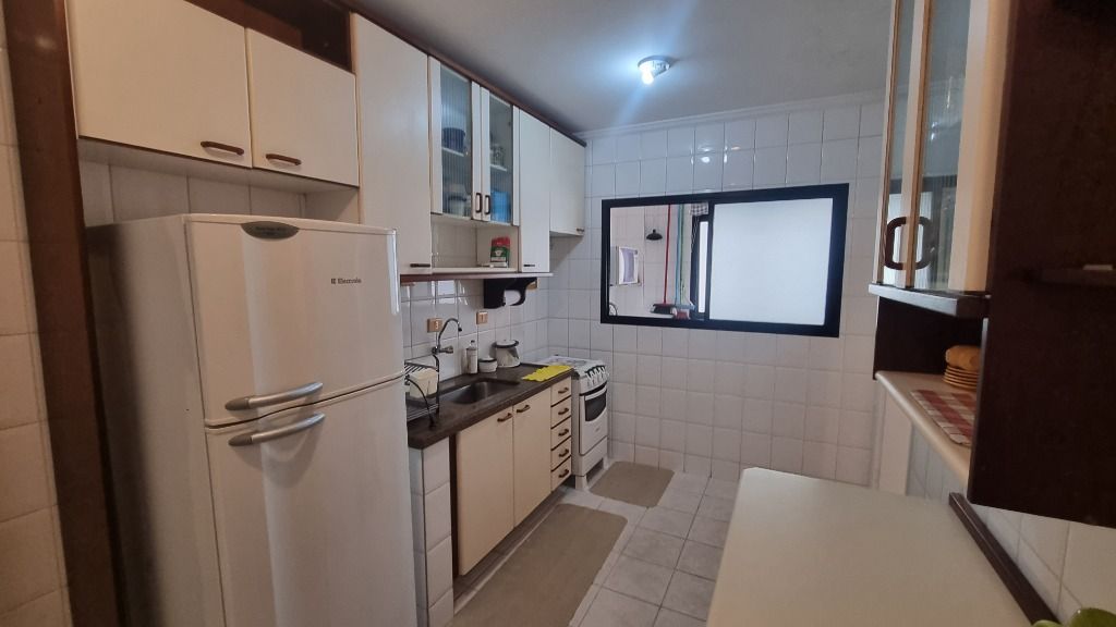 Apartamento à venda com 2 quartos, 95m² - Foto 16