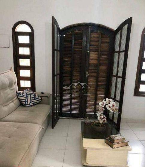 Sobrado à venda e aluguel com 3 quartos, 227m² - Foto 26