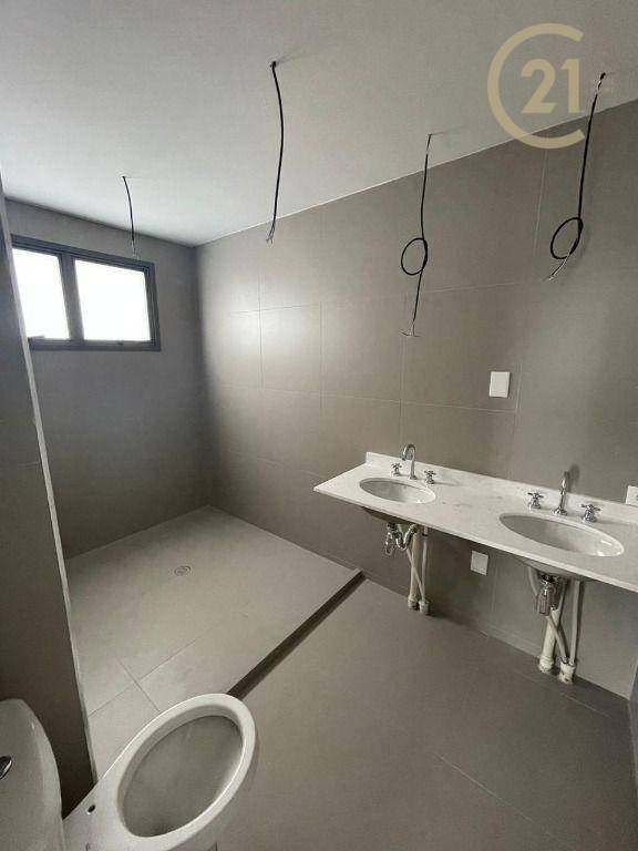 Apartamento à venda com 4 quartos, 275m² - Foto 19