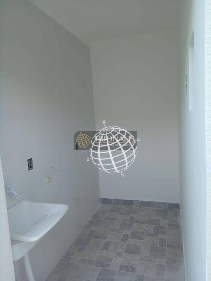 Casa à venda com 2 quartos, 75m² - Foto 7