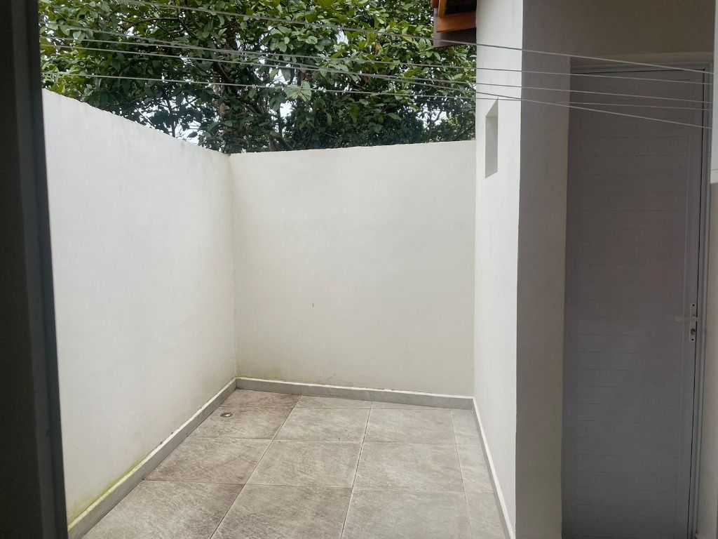 Casa de Condomínio à venda com 2 quartos, 77m² - Foto 10