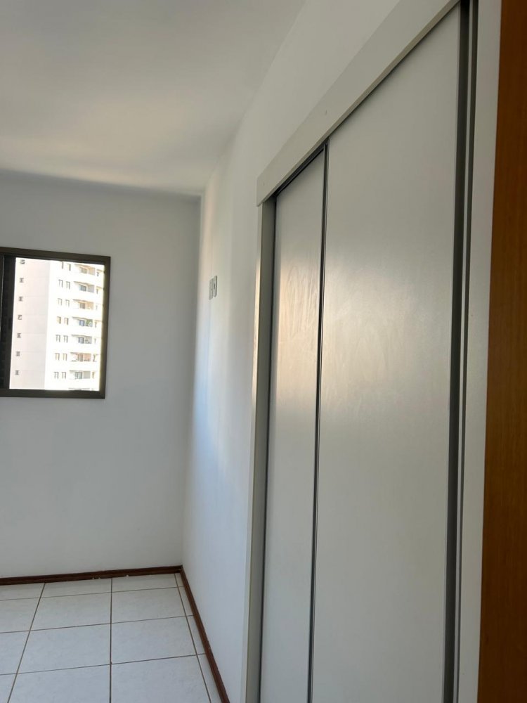 Apartamento à venda com 2 quartos, 360m² - Foto 2