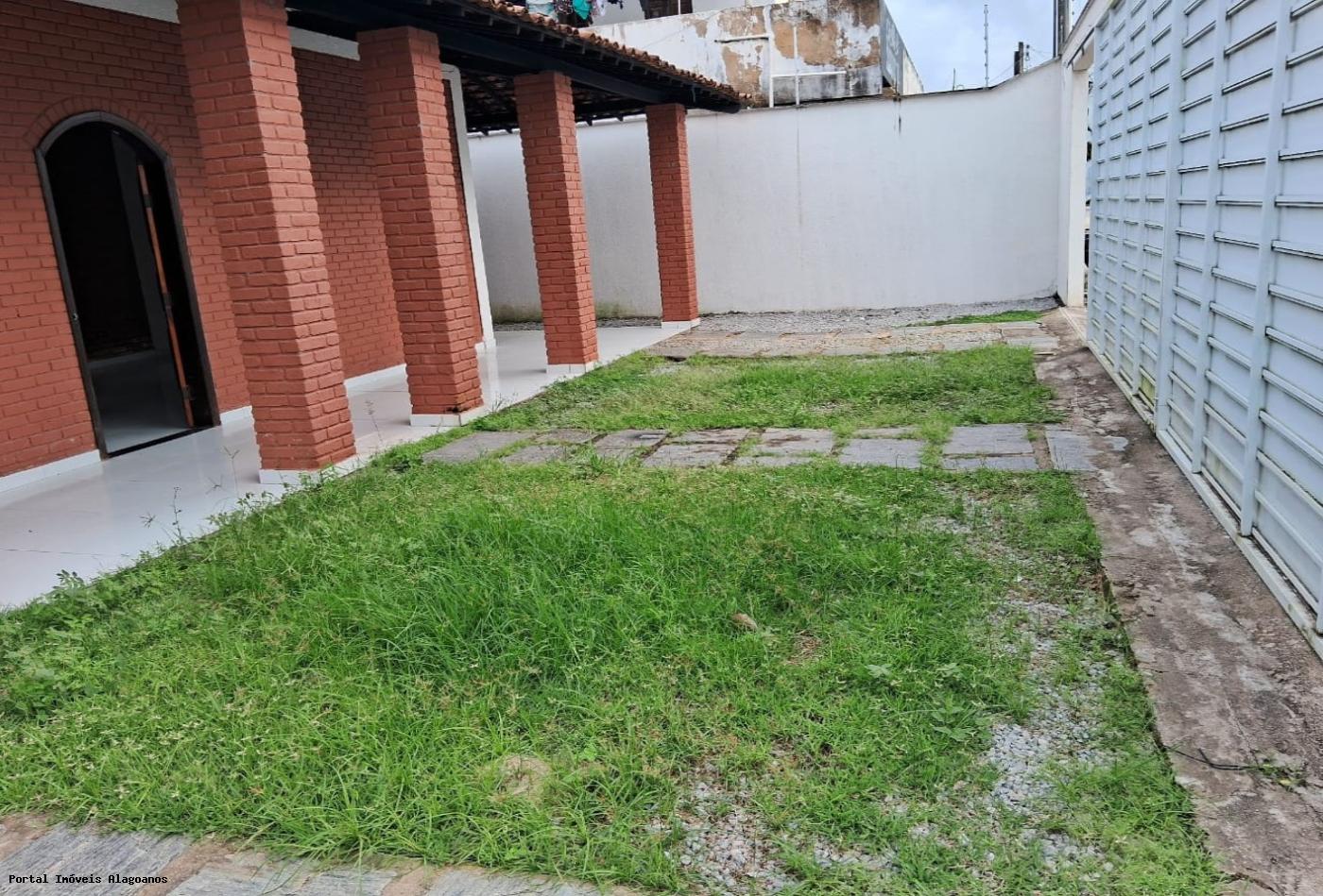 Casa à venda com 4 quartos, 260m² - Foto 3