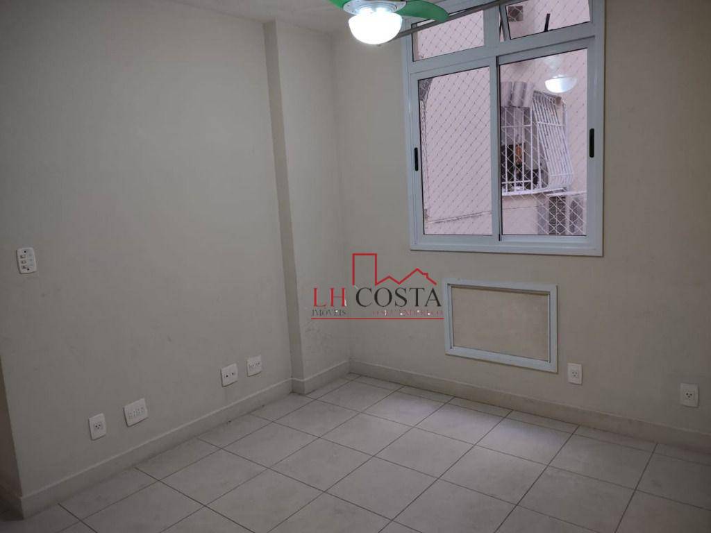 Apartamento à venda com 4 quartos, 151m² - Foto 11