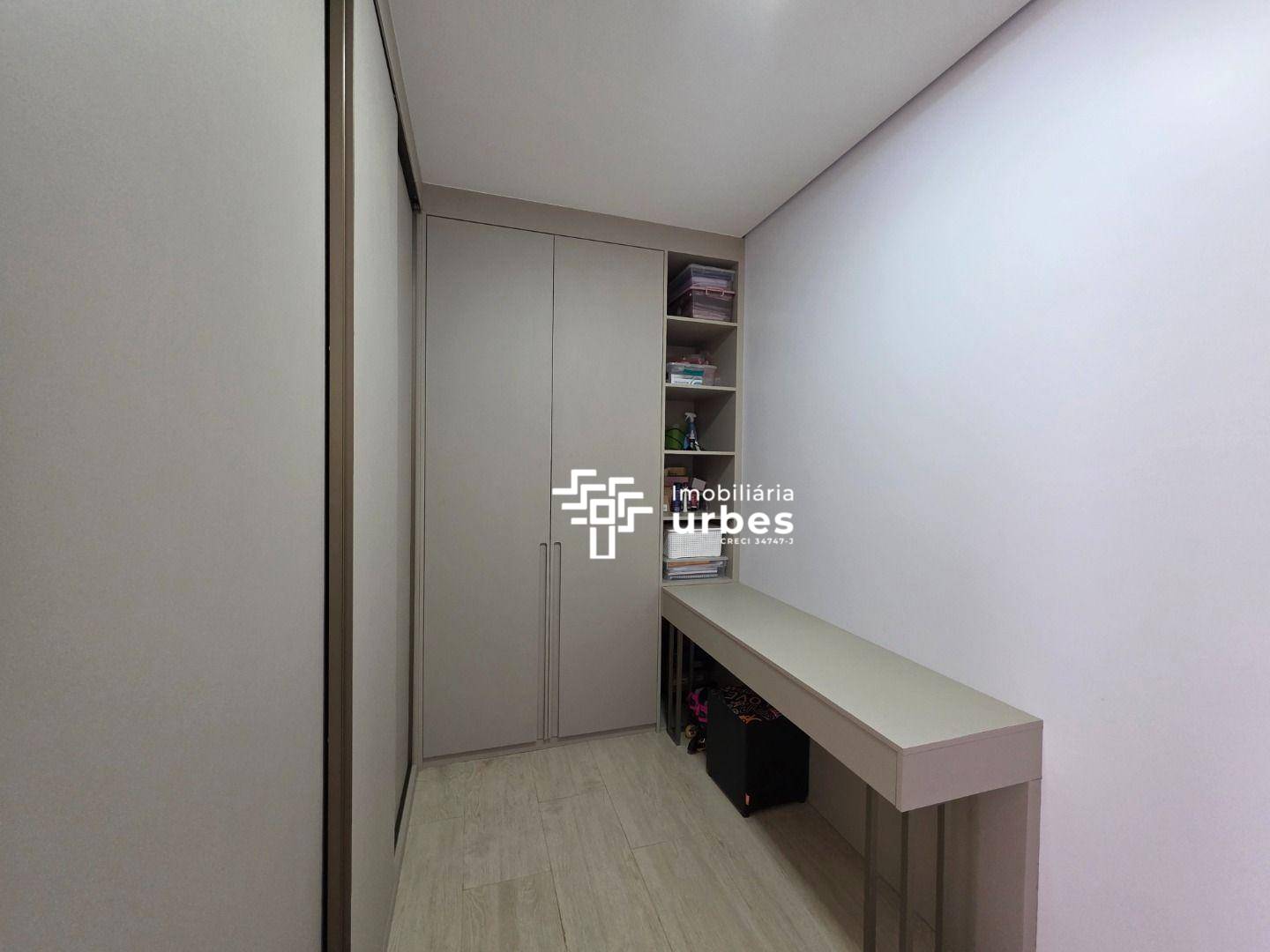 Casa de Condomínio à venda com 3 quartos, 304m² - Foto 17