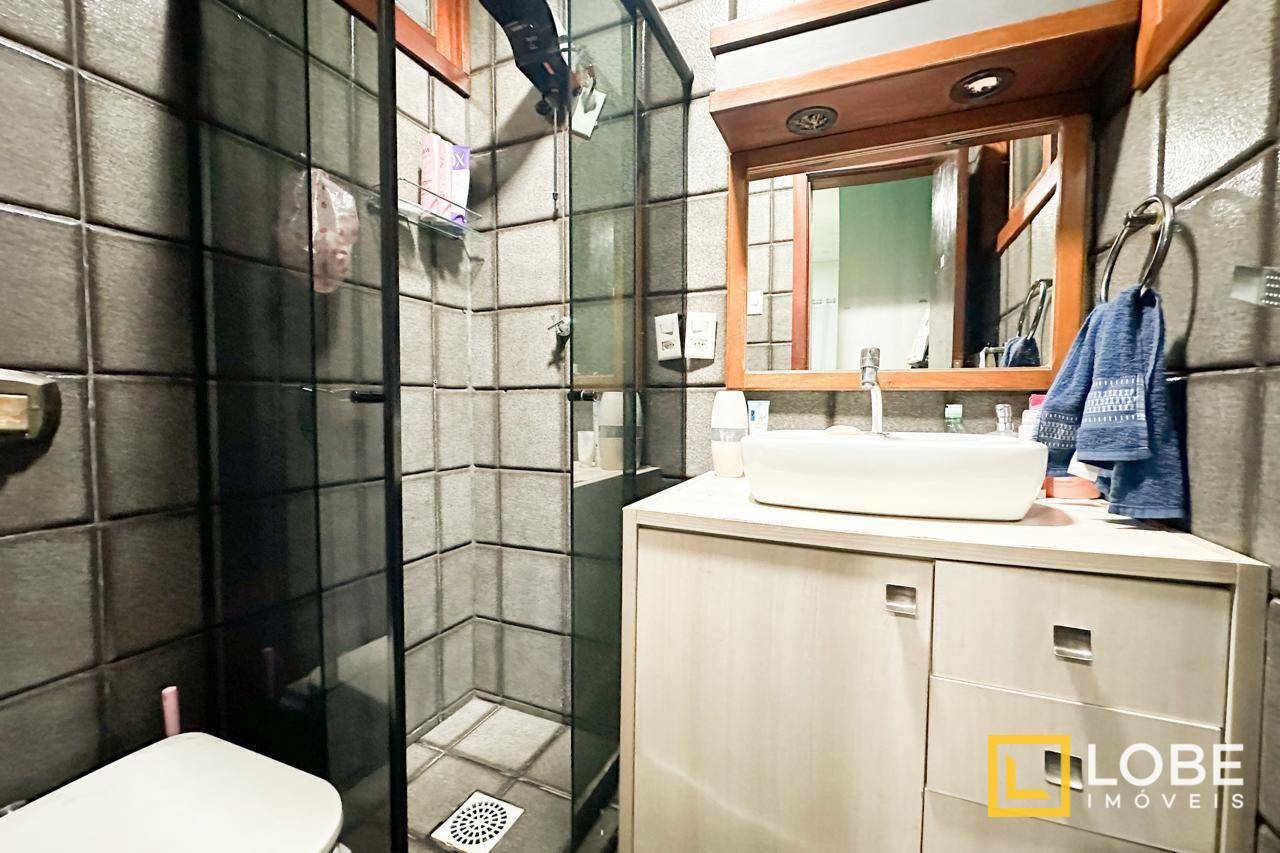 Casa à venda com 4 quartos, 198m² - Foto 28