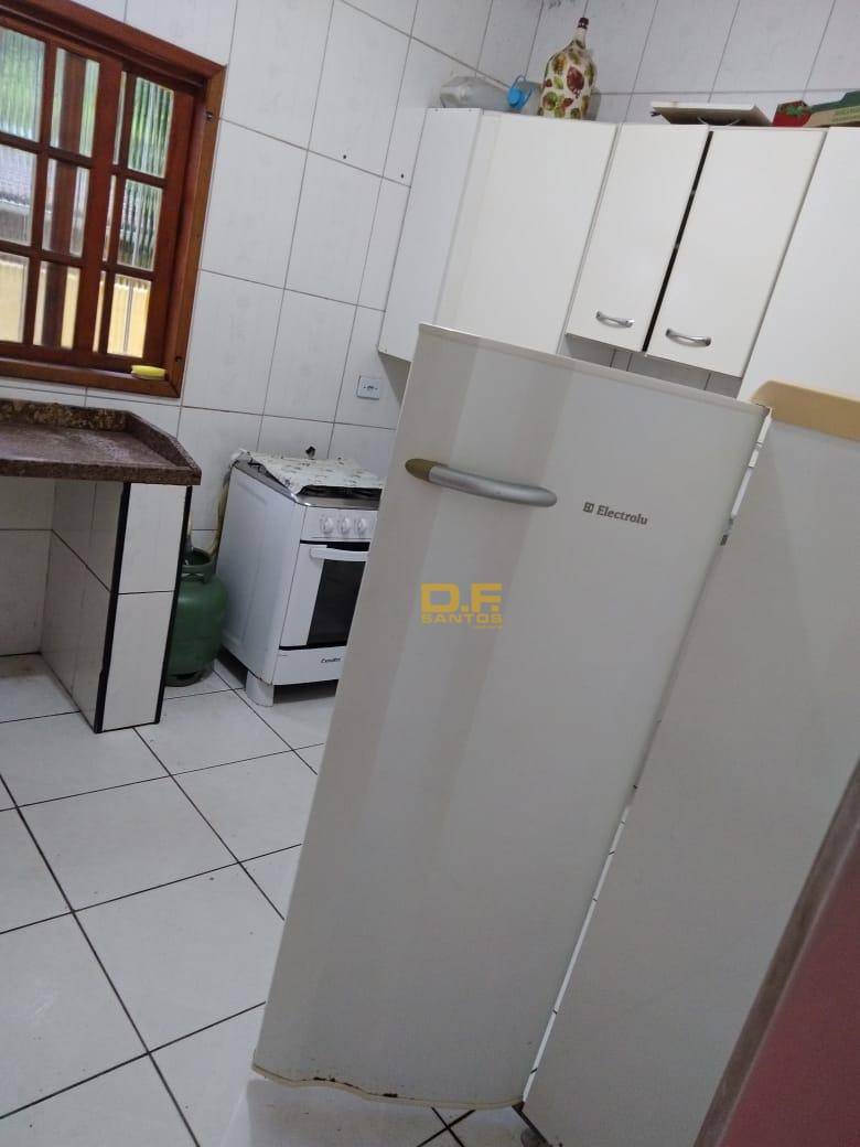 Casa à venda com 2 quartos, 200M2 - Foto 3