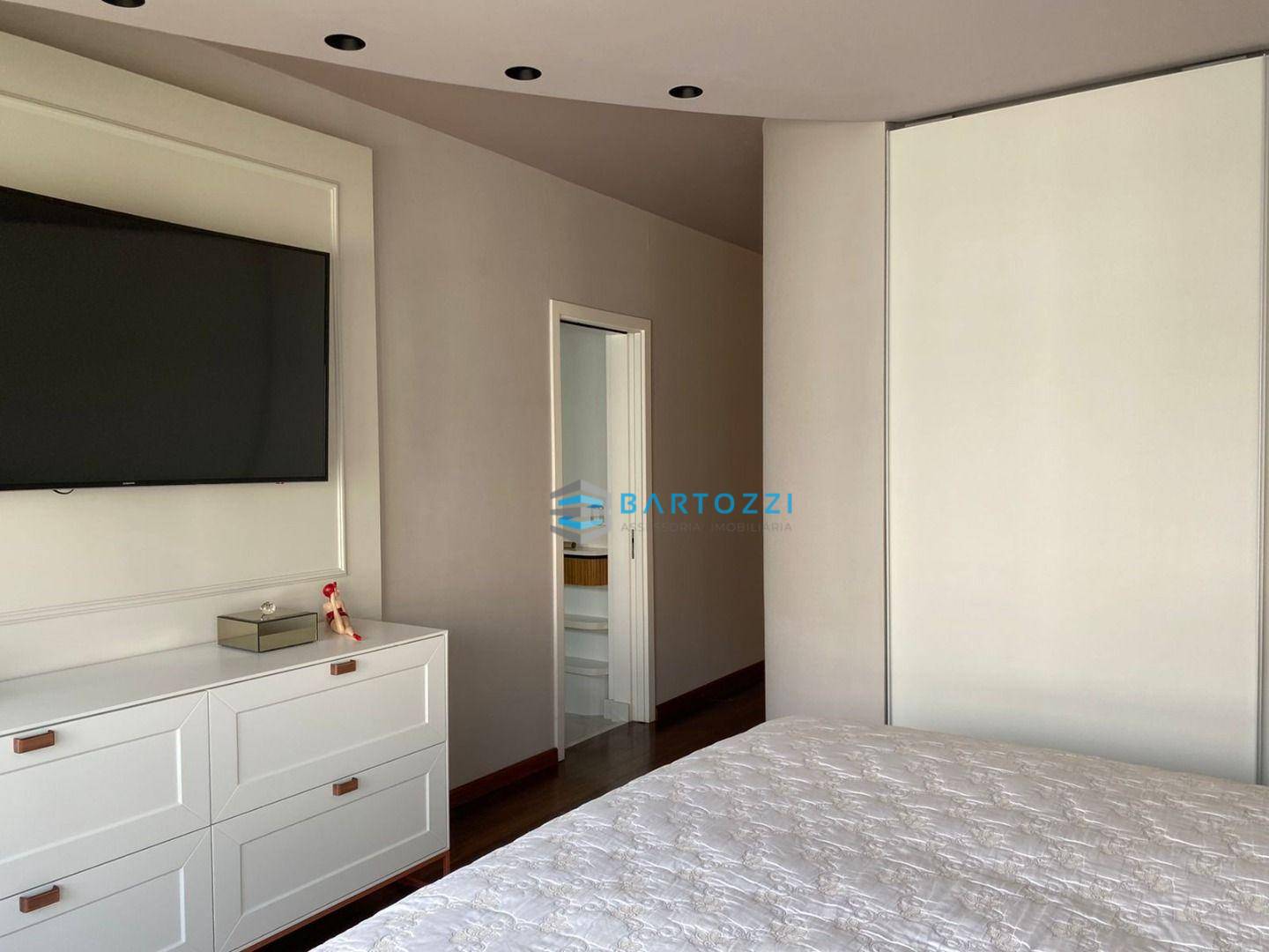 Apartamento à venda com 3 quartos, 304m² - Foto 66