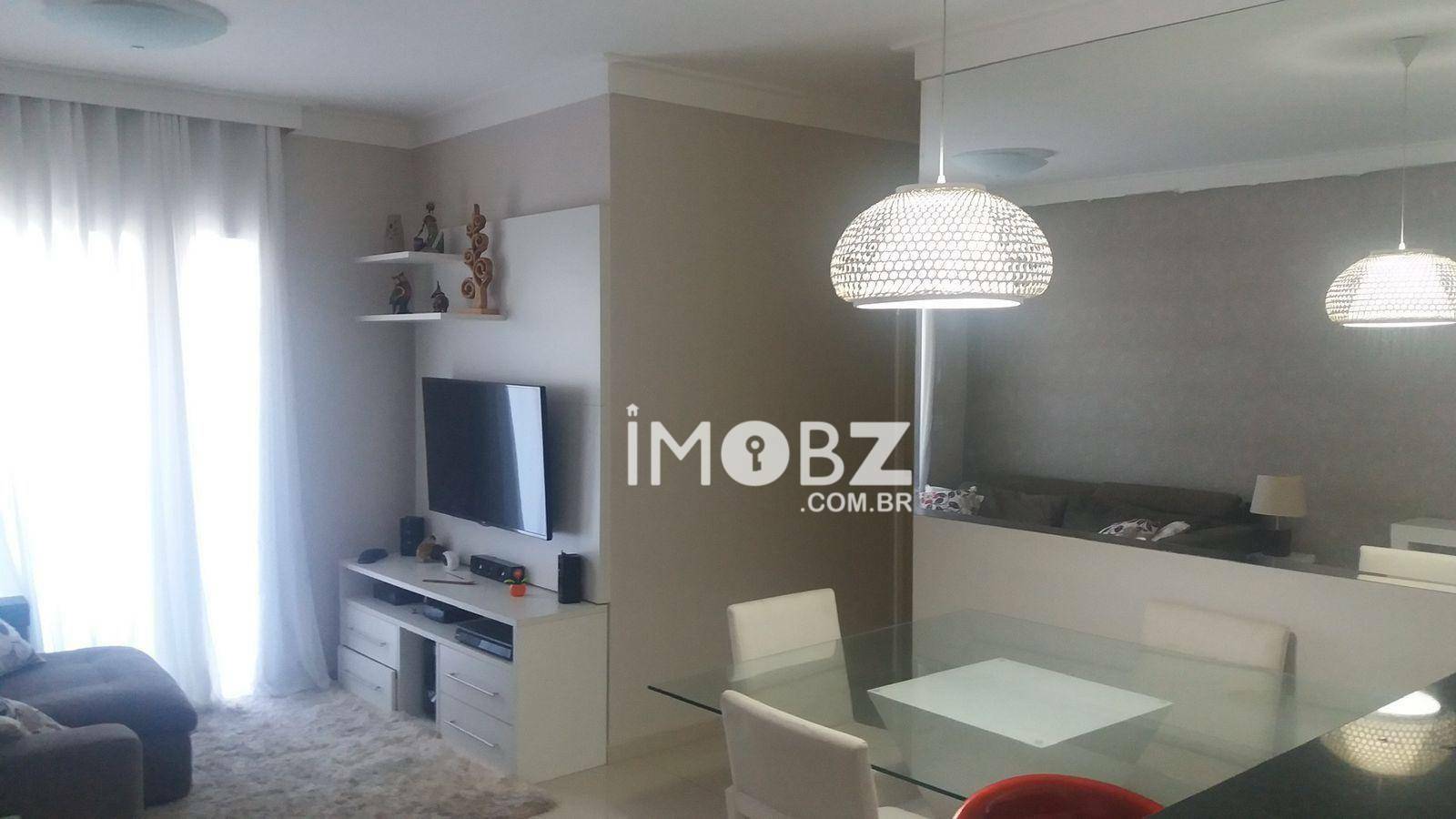 Apartamento à venda com 3 quartos, 74m² - Foto 1