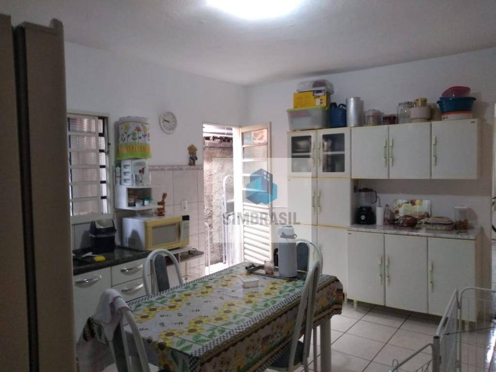 Casa à venda com 2 quartos, 100m² - Foto 6