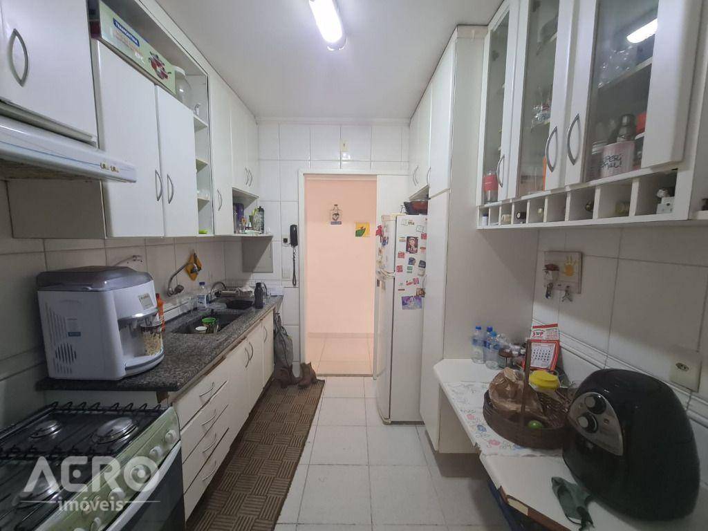 Apartamento à venda com 3 quartos, 90m² - Foto 6