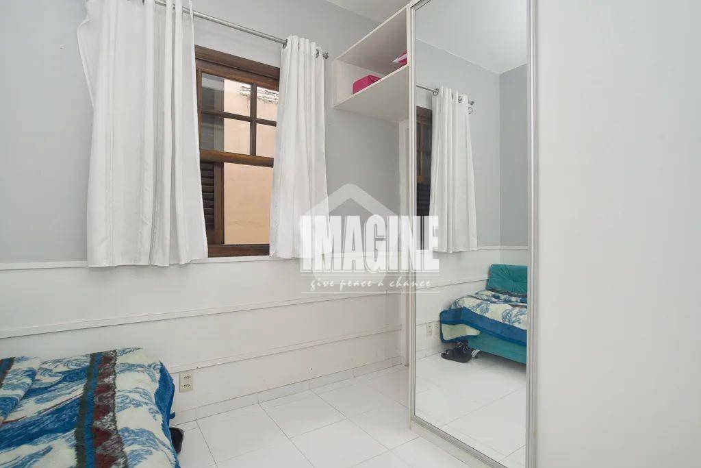 Sobrado à venda com 2 quartos, 200m² - Foto 7