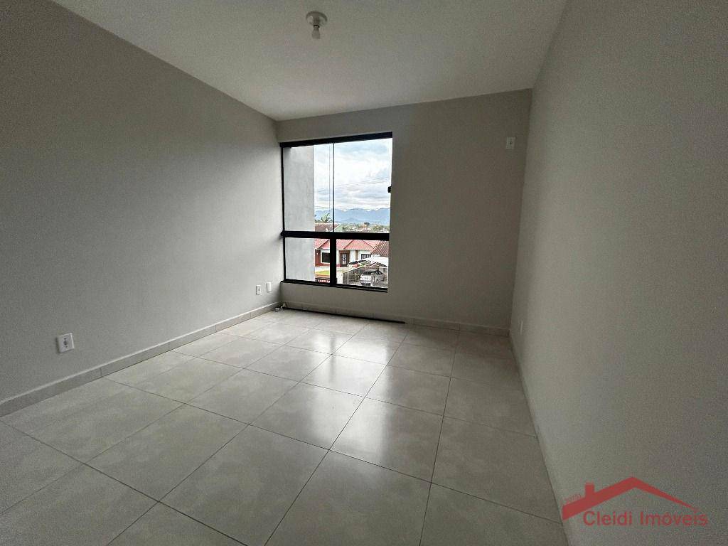 Casa para alugar com 2 quartos, 64m² - Foto 8