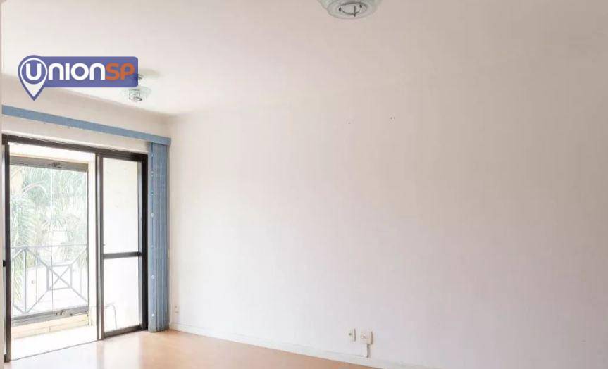 Apartamento à venda com 2 quartos, 64m² - Foto 2