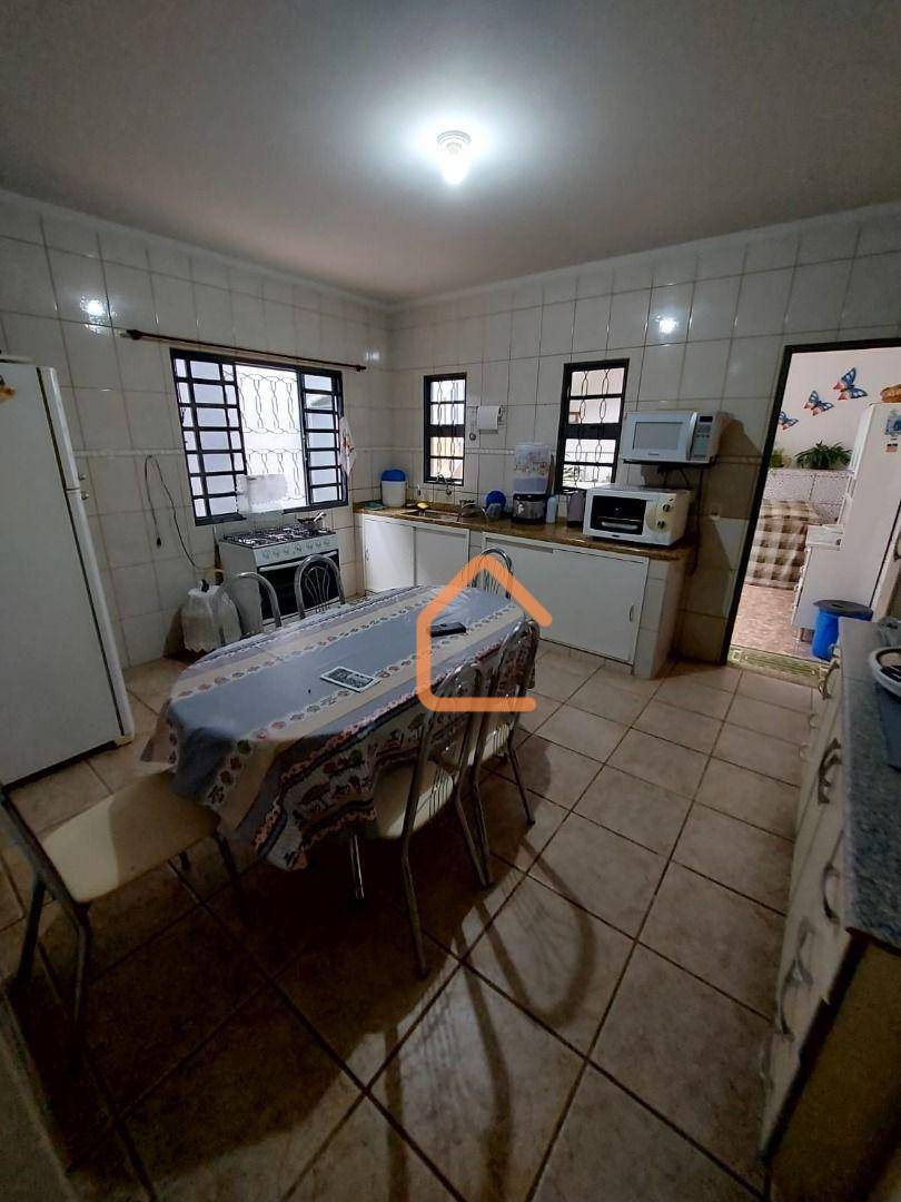 Casa, 2 quartos, 169 m² - Foto 4