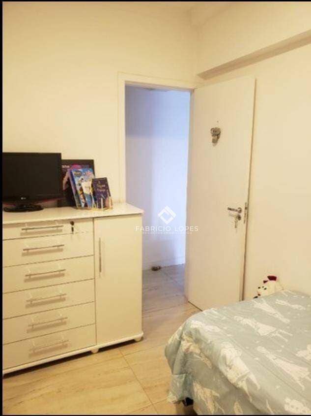 Apartamento à venda com 2 quartos, 75m² - Foto 6