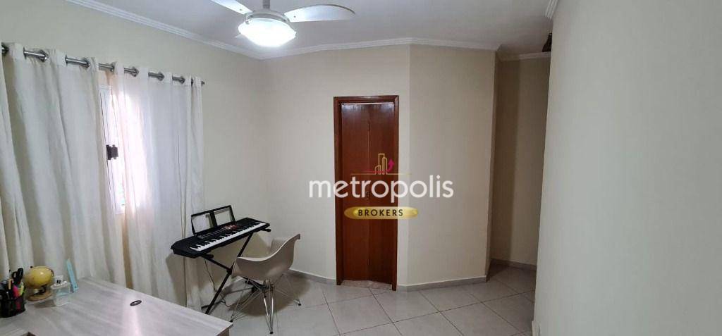 Sobrado à venda com 3 quartos, 300m² - Foto 12