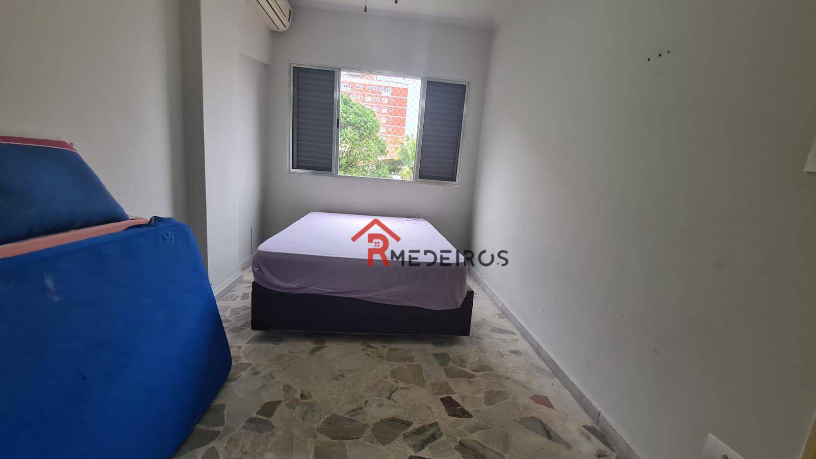 Apartamento para alugar com 2 quartos, 65m² - Foto 12