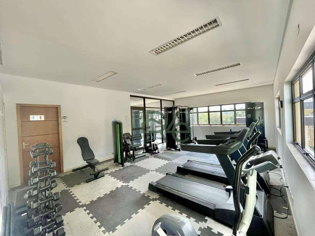 Casa de Condomínio à venda com 5 quartos, 360m² - Foto 45