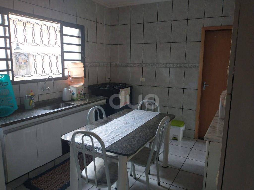 Casa à venda com 3 quartos, 83m² - Foto 3