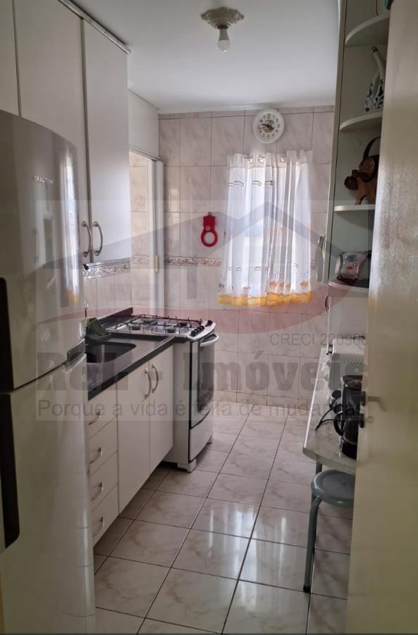 Apartamento à venda com 2 quartos, 64m² - Foto 22