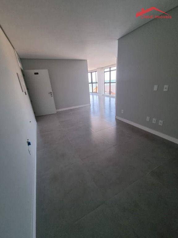 Apartamento à venda com 3 quartos, 100m² - Foto 3