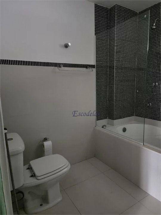 Apartamento à venda com 3 quartos, 186m² - Foto 6