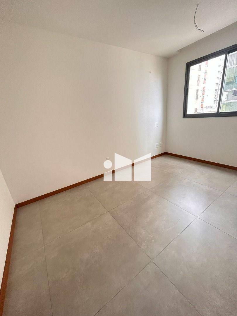 Apartamento à venda com 2 quartos, 60m² - Foto 11