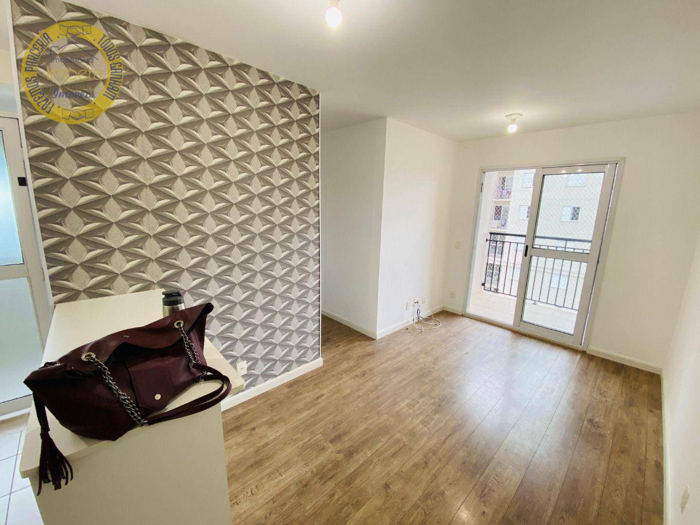 Apartamento à venda e aluguel com 3 quartos, 65m² - Foto 1