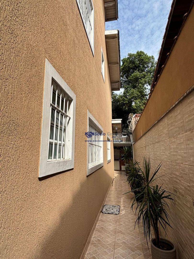Sobrado à venda com 3 quartos, 146m² - Foto 12