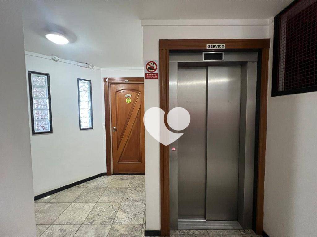 Apartamento à venda com 4 quartos, 273m² - Foto 3