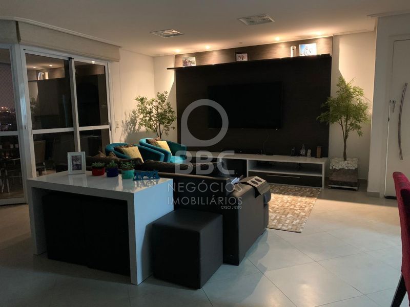 Apartamento à venda com 3 quartos, 180m² - Foto 10