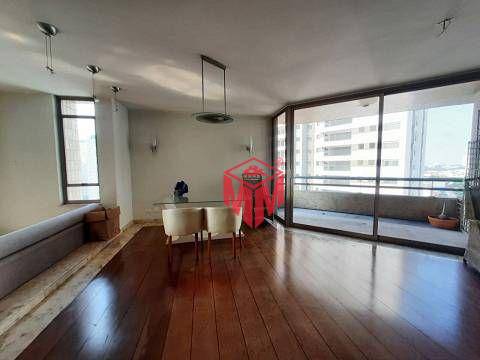 Apartamento à venda com 3 quartos, 244m² - Foto 10