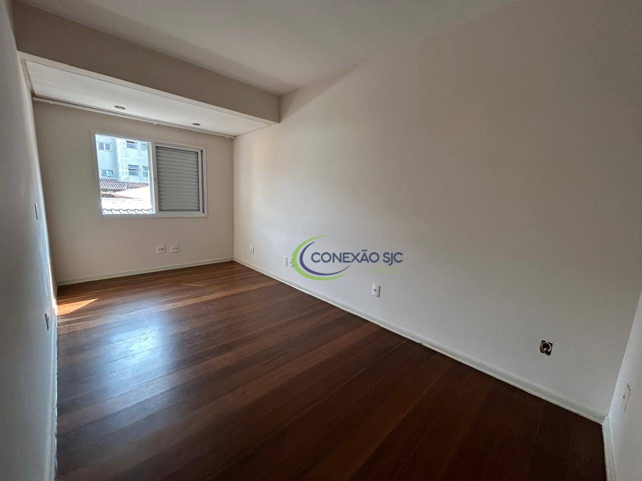 Sobrado à venda com 2 quartos, 248m² - Foto 13