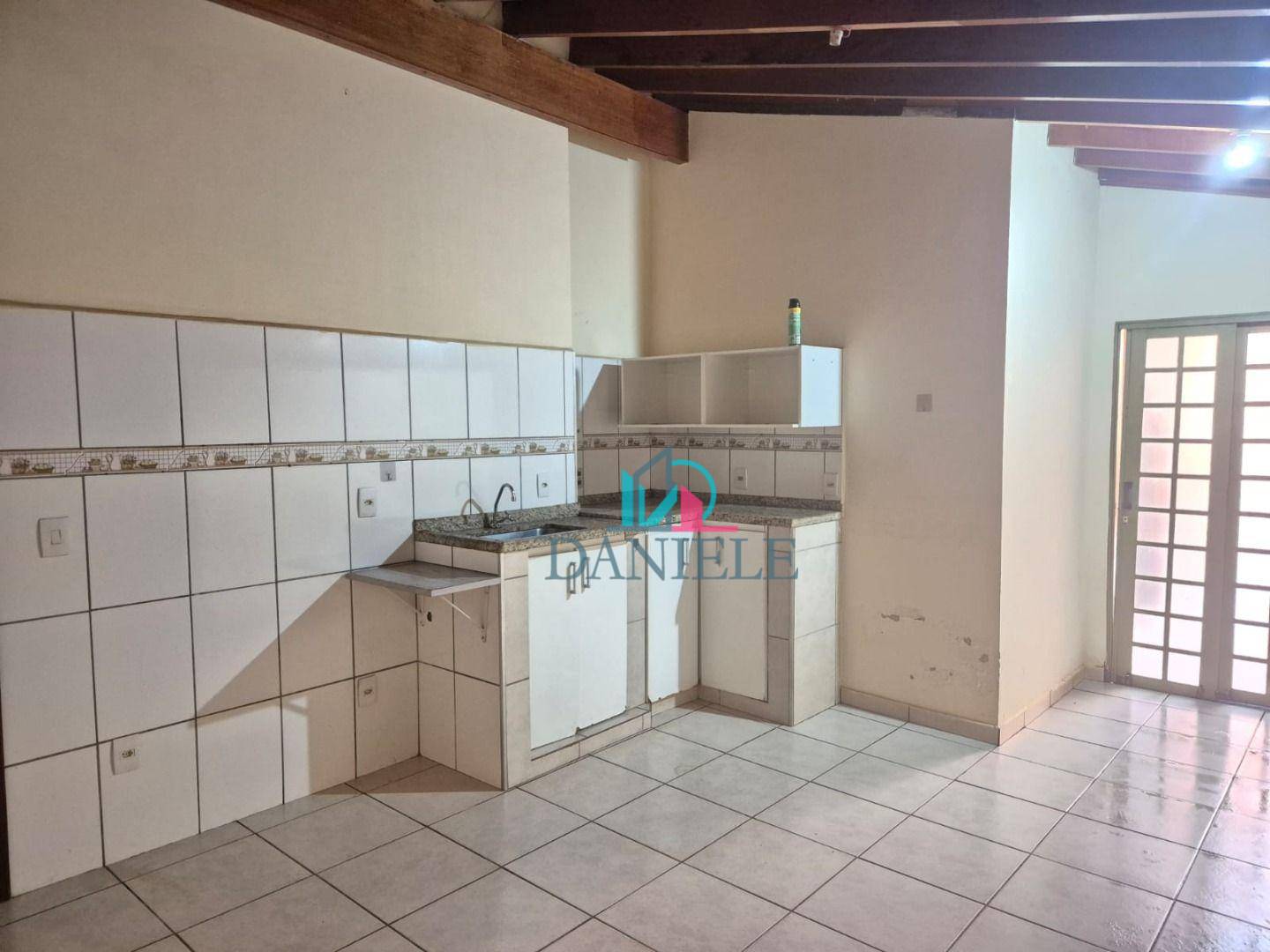 Casa à venda com 3 quartos, 182m² - Foto 18