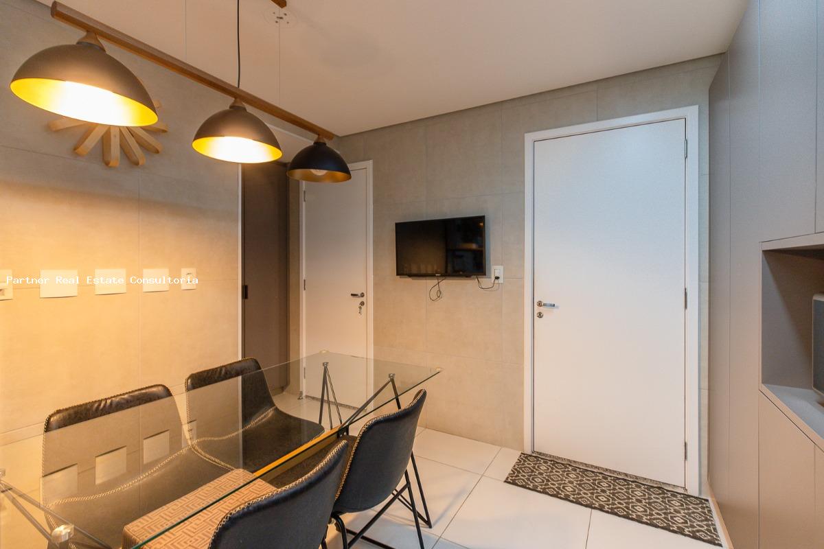 Apartamento à venda com 4 quartos, 243m² - Foto 13