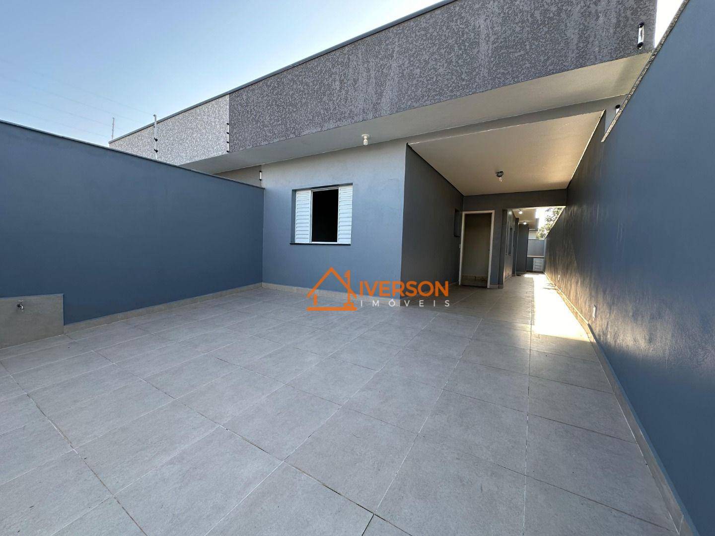 Casa à venda com 3 quartos, 82m² - Foto 11