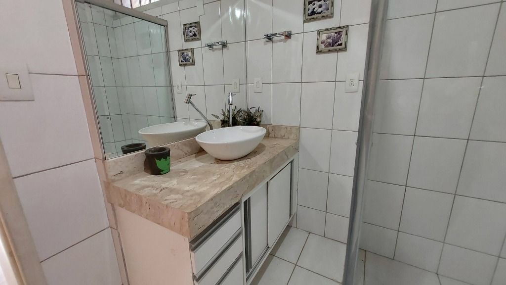 Apartamento à venda com 3 quartos, 130m² - Foto 12