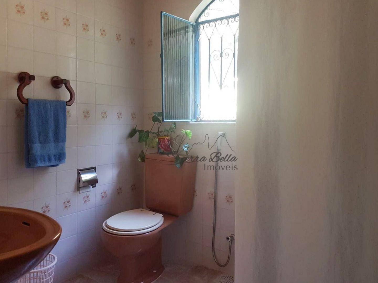 Casa à venda com 5 quartos, 210m² - Foto 16